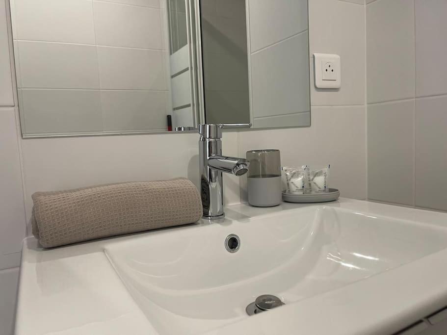 Studio Cosy Rue Alexander Taylor, Wifi, 2 Pers Pau Εξωτερικό φωτογραφία